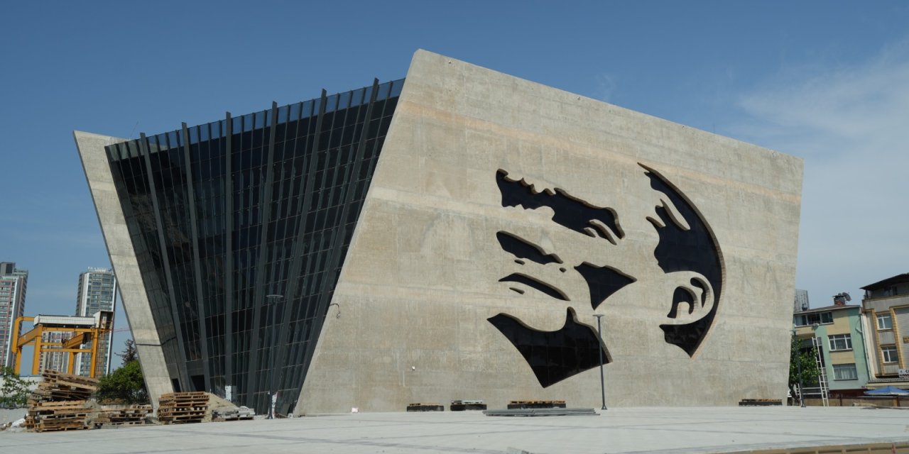 Yüzüncü Yıl Atatürk Müzesi ve Kütüphanesi · 1. görsel